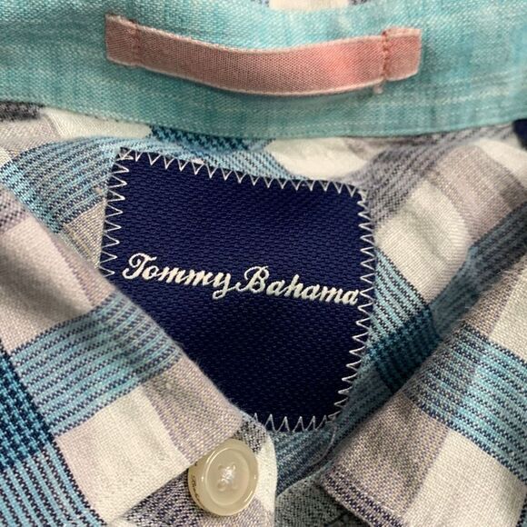 Tommy Bahama linen button up shirt.  Light weight layering beach vacation‎ - Picture 2 of 8